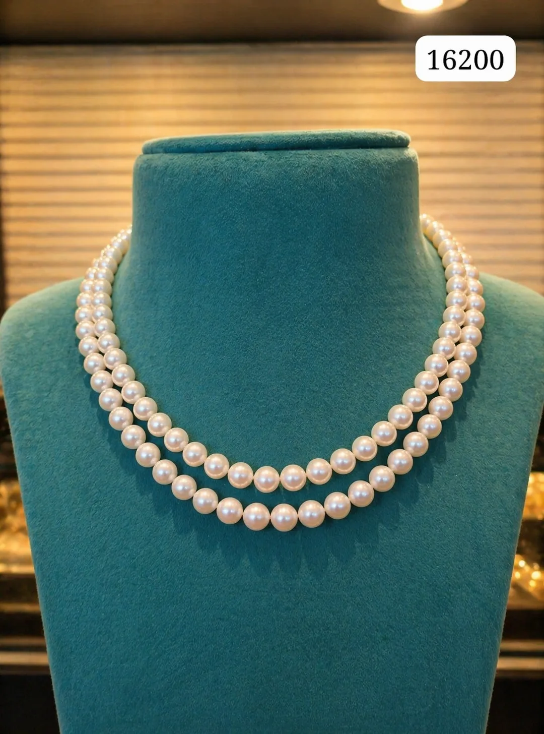 Luxury Double Layer Pearl Necklace for Women thumbnail 5