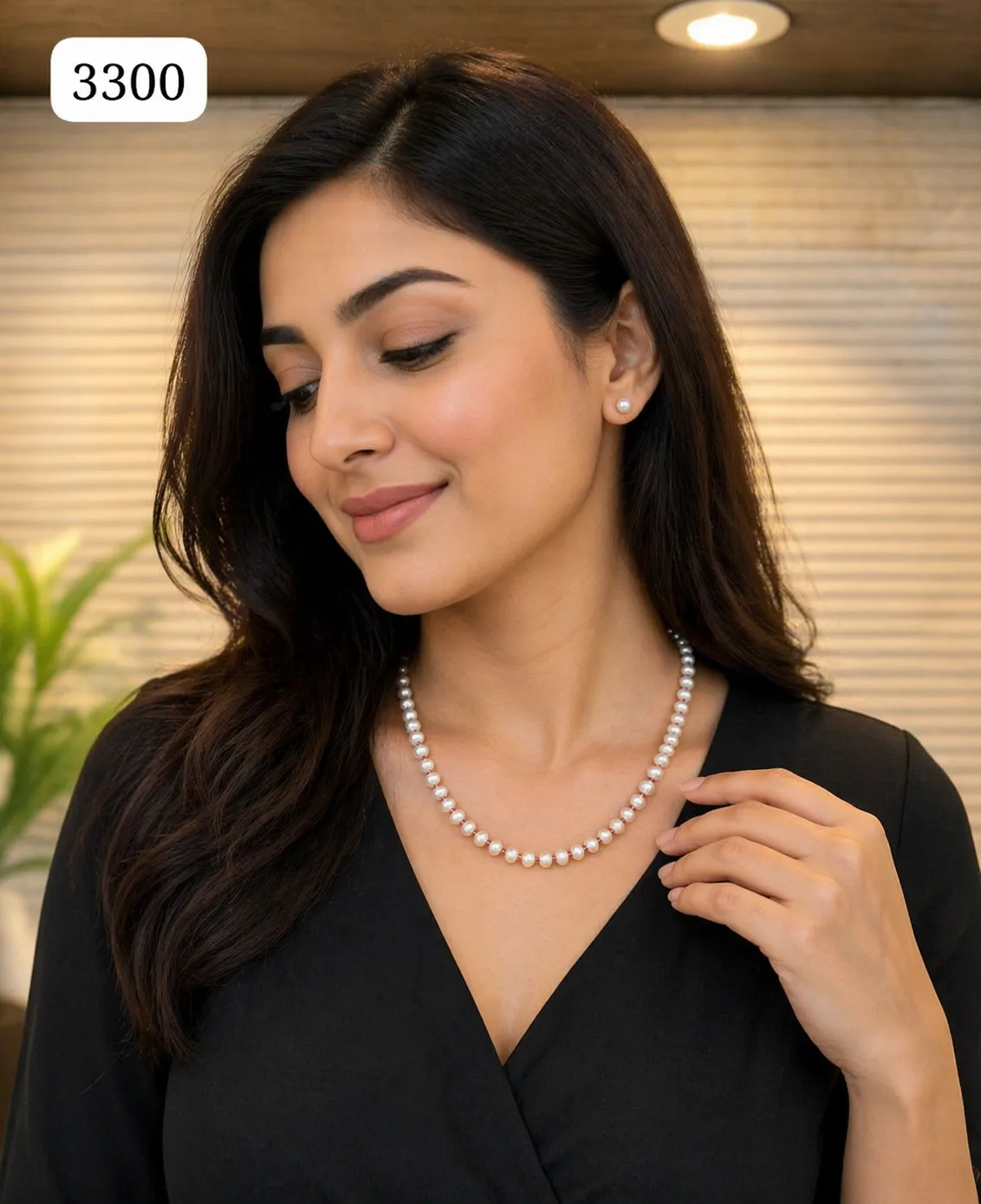 Petite White Pearl Necklace for Women thumbnail 1