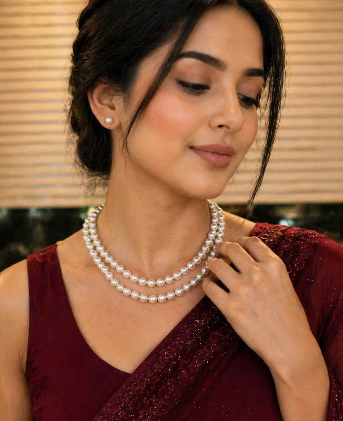 Luxury Double Layer Pearl Necklace for Women thumbnail 3
