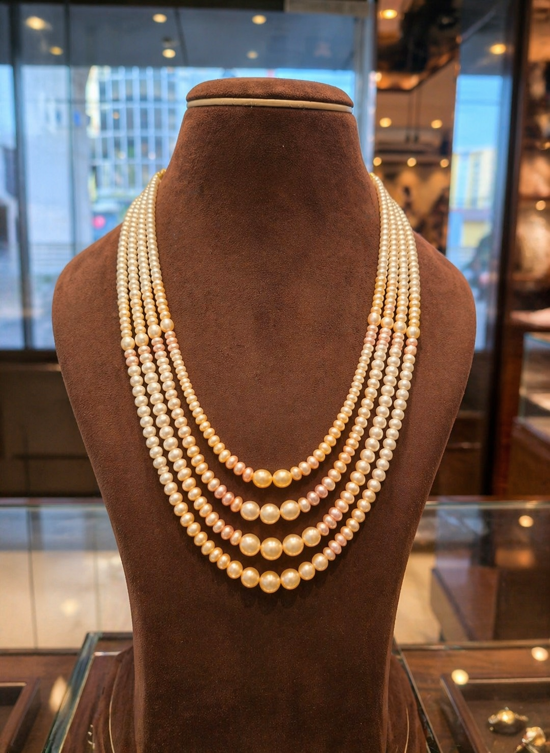 Luxury Multi-Strand Freshwater Pearl Necklace – Cream & Peach Pearls thumbnail 3