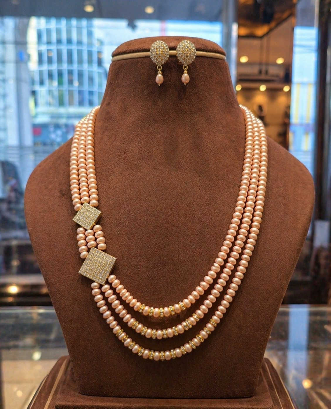 Luxury Multi-Layer Pearl Necklace Set with Earrings for Women thumbnail 2