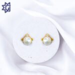 stud earrings