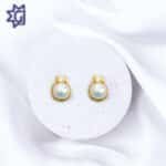 stud earrings