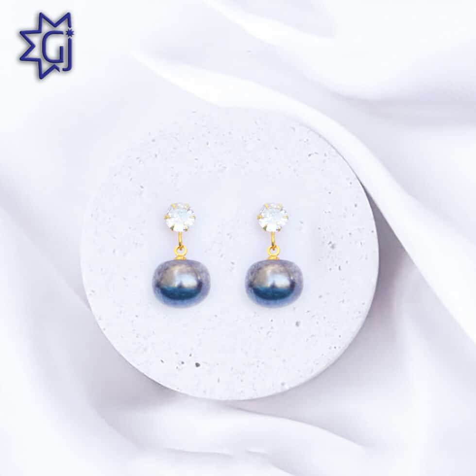 Button Pearls Earrings