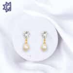 teardrop-pearl-earrings