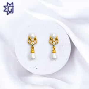 Classic Teardrop Pearl Earrings