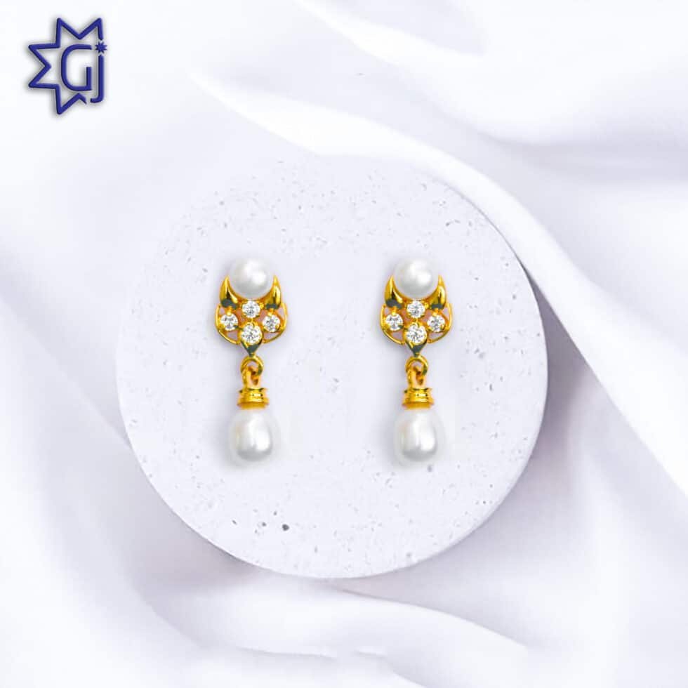 Classic Teardrop Pearl Earrings