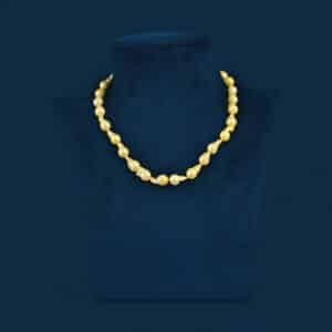 Mother of pearls necklace