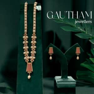Pearls Necklace